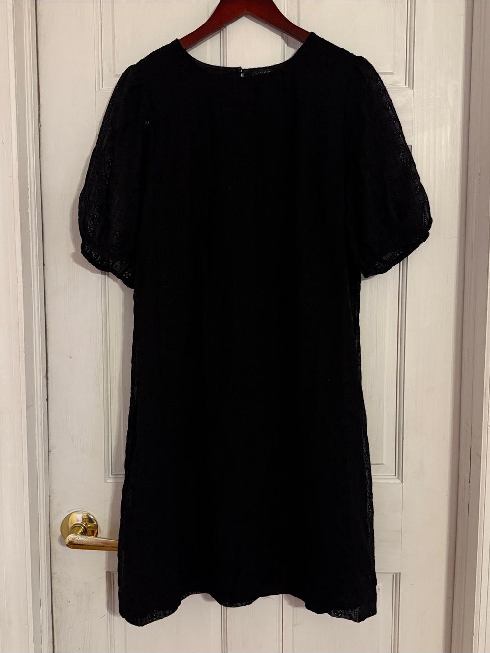 ANN TAYLOR Women's Black Eyelet Puffer Sleeve Dress Size 14
